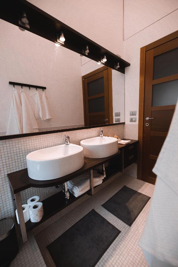 Mrdoyle Apartment Catalani Milano Exterior foto